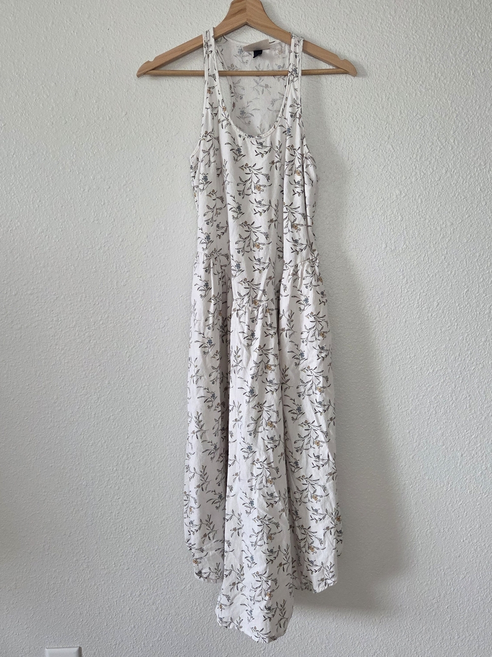 Sz Smal Universal Thread Dress White Floral Drop Waist Midi Linen/ Cotton